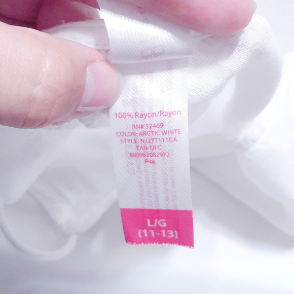 No Boundaries flowy tank - Picture 4 of 9